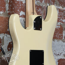 Load image into Gallery viewer, Fender Aerodyne Stratocaster Medium Scale DiMarzio Collection AST-75MDH 2006 Olympic White MIJ Japan