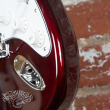 Load image into Gallery viewer, Fender Stratocaster '62 Reissue ST62-US 2010 Old Candy Apple Red MIJ Japan