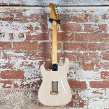 Load image into Gallery viewer, Charvel CST-060-SSH 1990's See Through White MIJ Japan