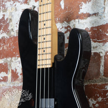 Load image into Gallery viewer, Charvel 1B 1987 Black MIJ Japan