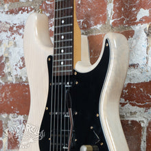 Load image into Gallery viewer, Charvel CST-060-SSH 1990's See Through White MIJ Japan
