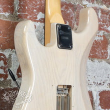 Load image into Gallery viewer, Charvel CST-060-SSH 1990's See Through White MIJ Japan