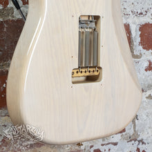 Load image into Gallery viewer, Charvel CST-060-SSH 1990's See Through White MIJ Japan
