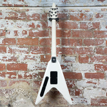 Load image into Gallery viewer, Tokai V-65 Flying V Super Edition 1985 White MIJ Japan