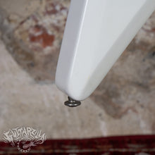 Load image into Gallery viewer, Tokai V-65 Flying V Super Edition 1985 White MIJ Japan