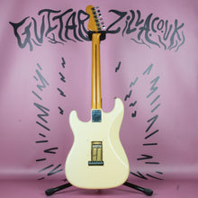 Load image into Gallery viewer, Squier Stratocaster SST-30 1985 Olympic White E Serial MIJ Japan