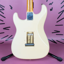 Load image into Gallery viewer, Squier Stratocaster SST-30 1985 Olympic White E Serial MIJ Japan