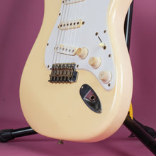 Load image into Gallery viewer, Squier Stratocaster SST-30 1985 Olympic White E Serial MIJ Japan