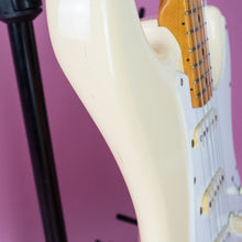 Load image into Gallery viewer, Squier Stratocaster SST-30 1985 Olympic White E Serial MIJ Japan