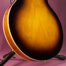 Load image into Gallery viewer, Epiphone Casino 2006 Vintage Sunburst Peerless MIK Korea
