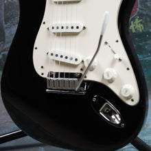 Load image into Gallery viewer, Fender American Standard Stratocaster 1990 Black USA