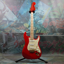 Load image into Gallery viewer, Fender Mami Stratocaster Artist Series 2017 Glossy Candy Apple Red MIJ JDM Japan