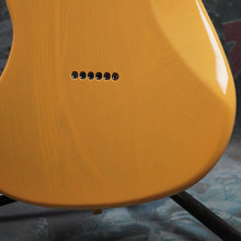 Load image into Gallery viewer, Fender Offset Telecaster Made In Japan Limited 2021 Butterscotch Blonde