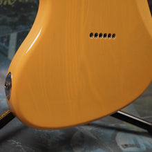 Load image into Gallery viewer, Fender Offset Telecaster Made In Japan Limited 2021 Butterscotch Blonde