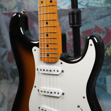 Load image into Gallery viewer, Fender Stratocaster '54 Reissue ST54-53 1993 Sunburst MIJ Japan