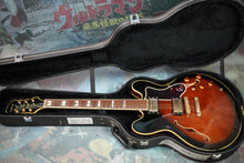 Load image into Gallery viewer, Epiphone Sheraton II 1996 Violin Burst Samick Korea