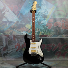 Load image into Gallery viewer, Fender Stratocaster Standard HSS 2007 Black MIJ Japan