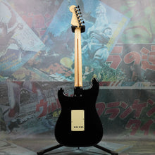 Load image into Gallery viewer, Fender Stratocaster Standard HSS 2007 Black MIJ Japan