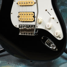 Load image into Gallery viewer, Fender Stratocaster Standard HSS 2007 Black MIJ Japan