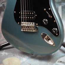 Load image into Gallery viewer, Squier Contemporary Stratocaster HH ST552 1984 Blue Grey Metallic MIJ FujiGen SQ