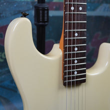 Load image into Gallery viewer, Charvel Model 2 1987 Pearl White MIJ Japan