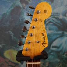 Load image into Gallery viewer, Fender Stratocaster '62 Reissue ST62QT-YLM 2013 Yellow Lime Burst MIJ Japan