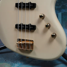 Load image into Gallery viewer, Squier Jazz Bass Order Made A Serial 1985 Vintage White MIJ FujiGen
