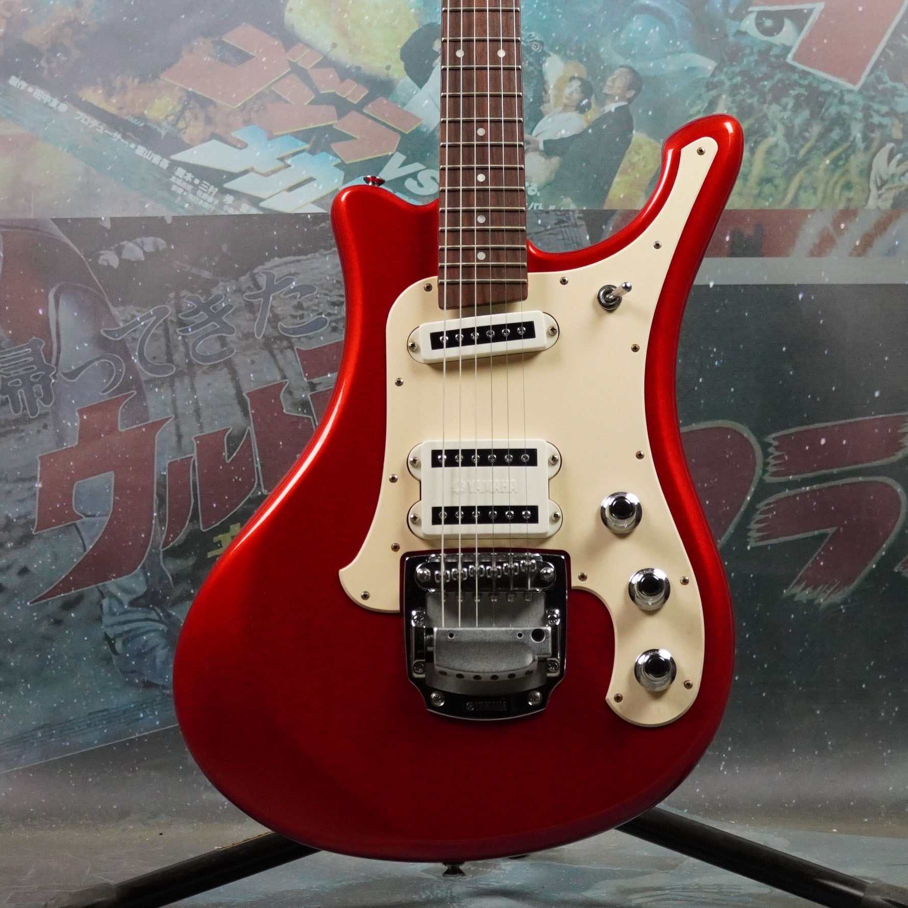 Yamaha SGV-300 Flying Samurai 2000's Candy Apple Red – Guitarzilla