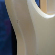 Load image into Gallery viewer, Ibanez Roadstar II Series RB824 1984 Pearl White MIJ FujiGen Japan