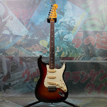 Load image into Gallery viewer, Squier Stratocaster SST-30 1985 Sunburst E Serial MIJ Japan