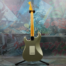 Load image into Gallery viewer, Fender Stratocaster Traditional 50's FSR 2018 Inca Silver Shoreline Gold Competition Stripe MIJ Japan