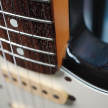 Load image into Gallery viewer, Squier Stratocaster SST-30 1985 Sunburst E Serial MIJ Japan