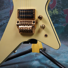 Load image into Gallery viewer, Ibanez Destroyer II DT355 1985 White JDM MIJ Japan