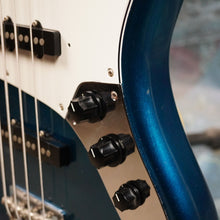 Load image into Gallery viewer, Fender Jazz Bass Standard JB-STD Lake Placid Blue 2004 MIJ Japan