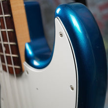 Load image into Gallery viewer, Fender Jazz Bass Standard JB-STD Lake Placid Blue 2004 MIJ Japan