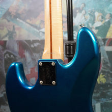 Load image into Gallery viewer, Fender Jazz Bass Standard JB-STD Lake Placid Blue 2004 MIJ Japan