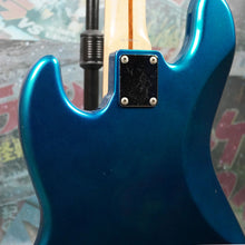 Load image into Gallery viewer, Fender Jazz Bass Standard JB-STD Lake Placid Blue 2004 MIJ Japan