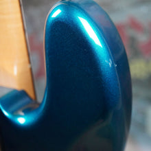 Load image into Gallery viewer, Fender Jazz Bass Standard JB-STD Lake Placid Blue 2004 MIJ Japan