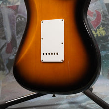 Load image into Gallery viewer, Fender Stratocaster '57 Reissue Left Handed ST57 L/H 2007 Tobacco Sunburst MIJ Japan