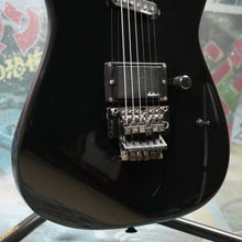 Load image into Gallery viewer, Charvel Dinky DK-060-SH Superstrat 1992 Black MIJ Japan