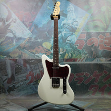 Load image into Gallery viewer, Fender Offset Telecaster Made In Japan Limited 2021 White