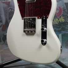 Load image into Gallery viewer, Fender Offset Telecaster Made In Japan Limited 2021 White