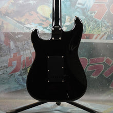 Load image into Gallery viewer, Fender Stratocaster '62 Reissue ST62 2007 Black MIJ Japan