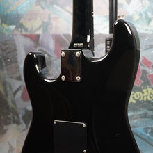 Load image into Gallery viewer, Fender Stratocaster '62 Reissue ST62 2007 Black MIJ Japan
