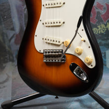 Load image into Gallery viewer, Tokai Goldstar Sound TST-50 1984 Sunburst MIJ Japan