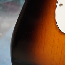 Load image into Gallery viewer, Tokai Goldstar Sound TST-50 1984 Sunburst MIJ Japan