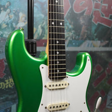 Load image into Gallery viewer, Fender Stratocaster '62 Reissue ST500VR 1991 Candy Apple Green MIJ Japan