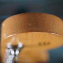 Load image into Gallery viewer, Fender Stratocaster '62 Reissue ST500VR 1991 Candy Apple Green MIJ Japan