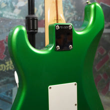 Load image into Gallery viewer, Fender Stratocaster '62 Reissue ST500VR 1991 Candy Apple Green MIJ Japan