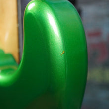 Load image into Gallery viewer, Fender Stratocaster '62 Reissue ST500VR 1991 Candy Apple Green MIJ Japan
